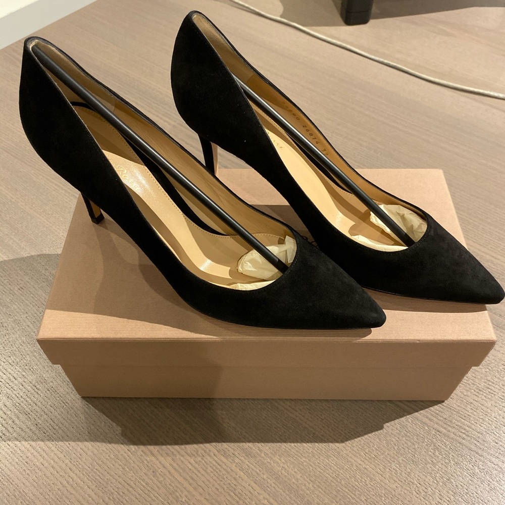 Gianvito Rossi Black Pumps